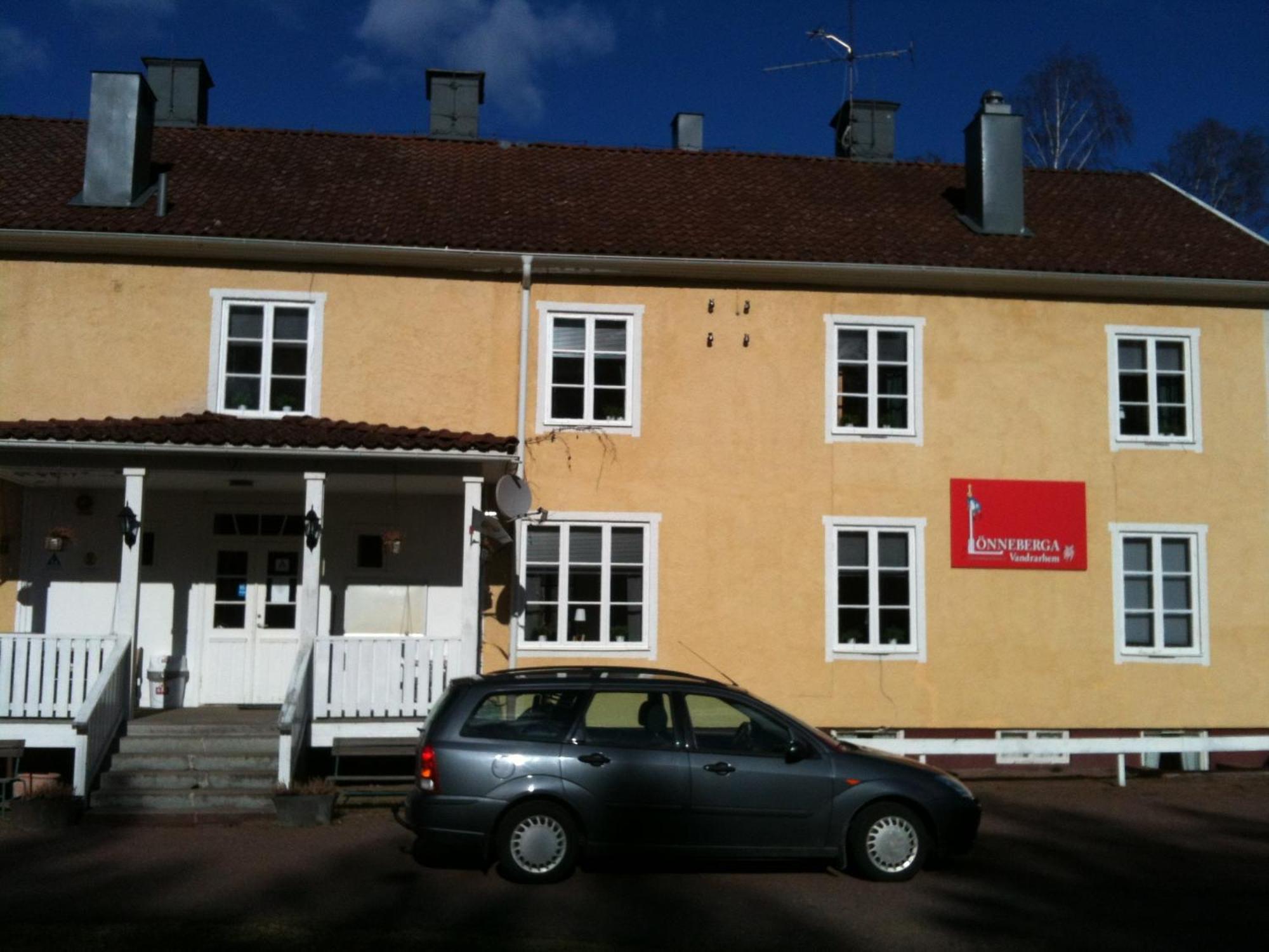 Loenneberga Vandrarhem & Hostel מראה חיצוני תמונה