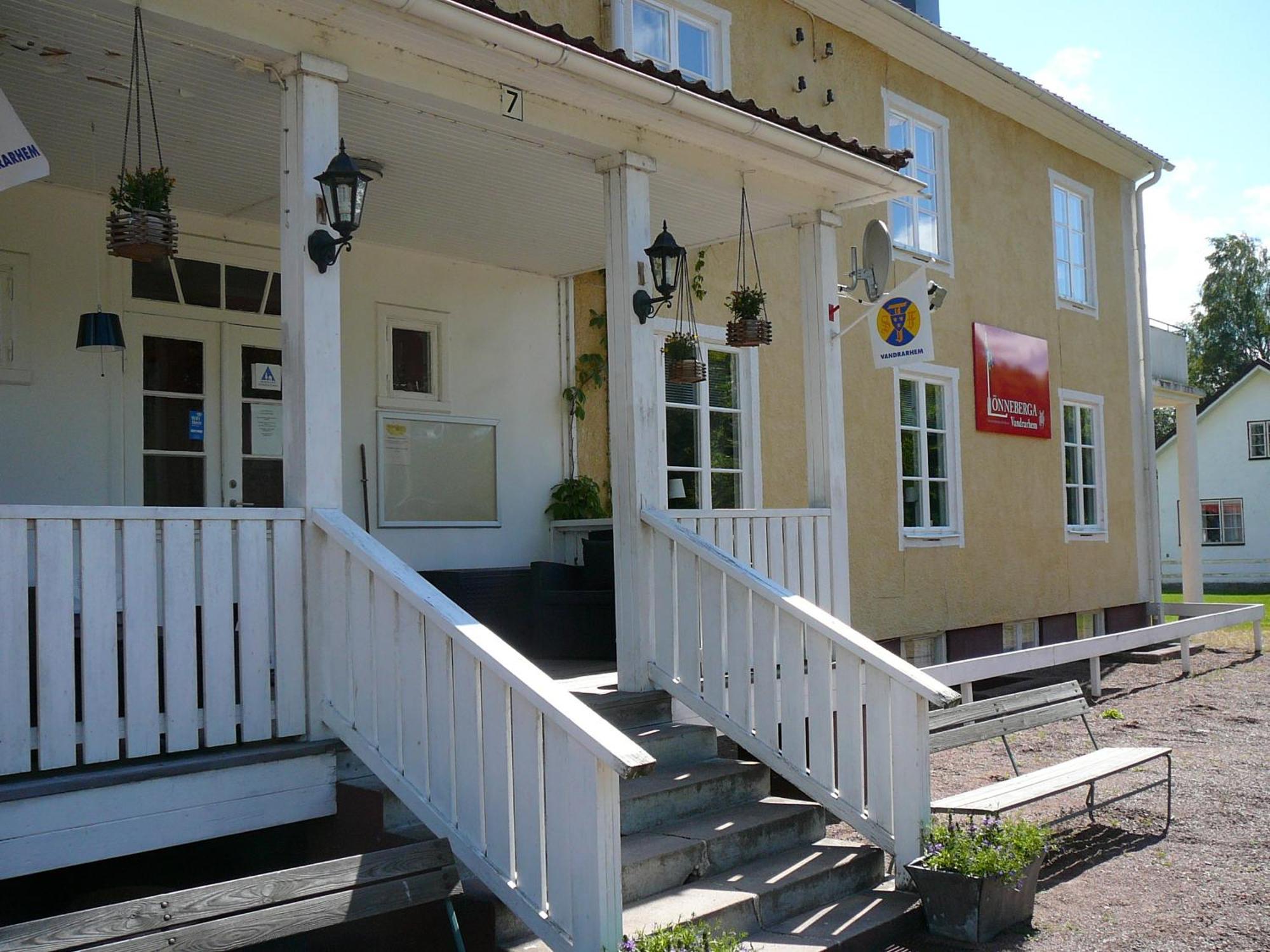 Loenneberga Vandrarhem & Hostel מראה חיצוני תמונה
